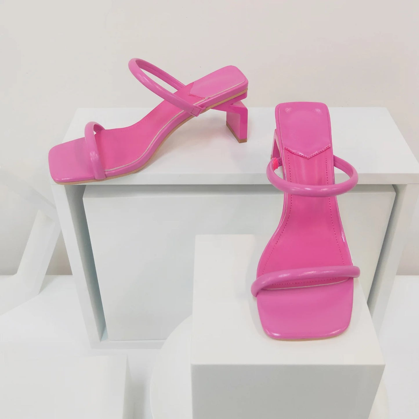 New Designer Sandals High Heels Square Headed Women's Slippers Summer Fashion Slide Women Luxury Flip Flops