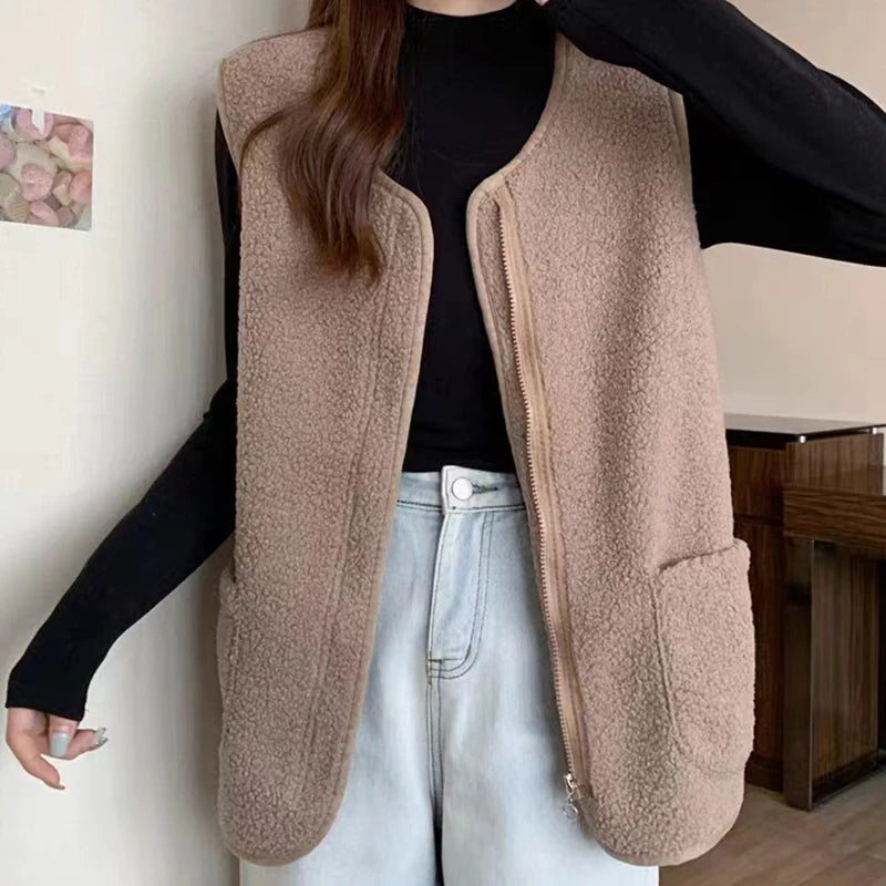 Women Faux Lamb Fur Vest Coat With Pockets Warm Casual Cardigan Jacket