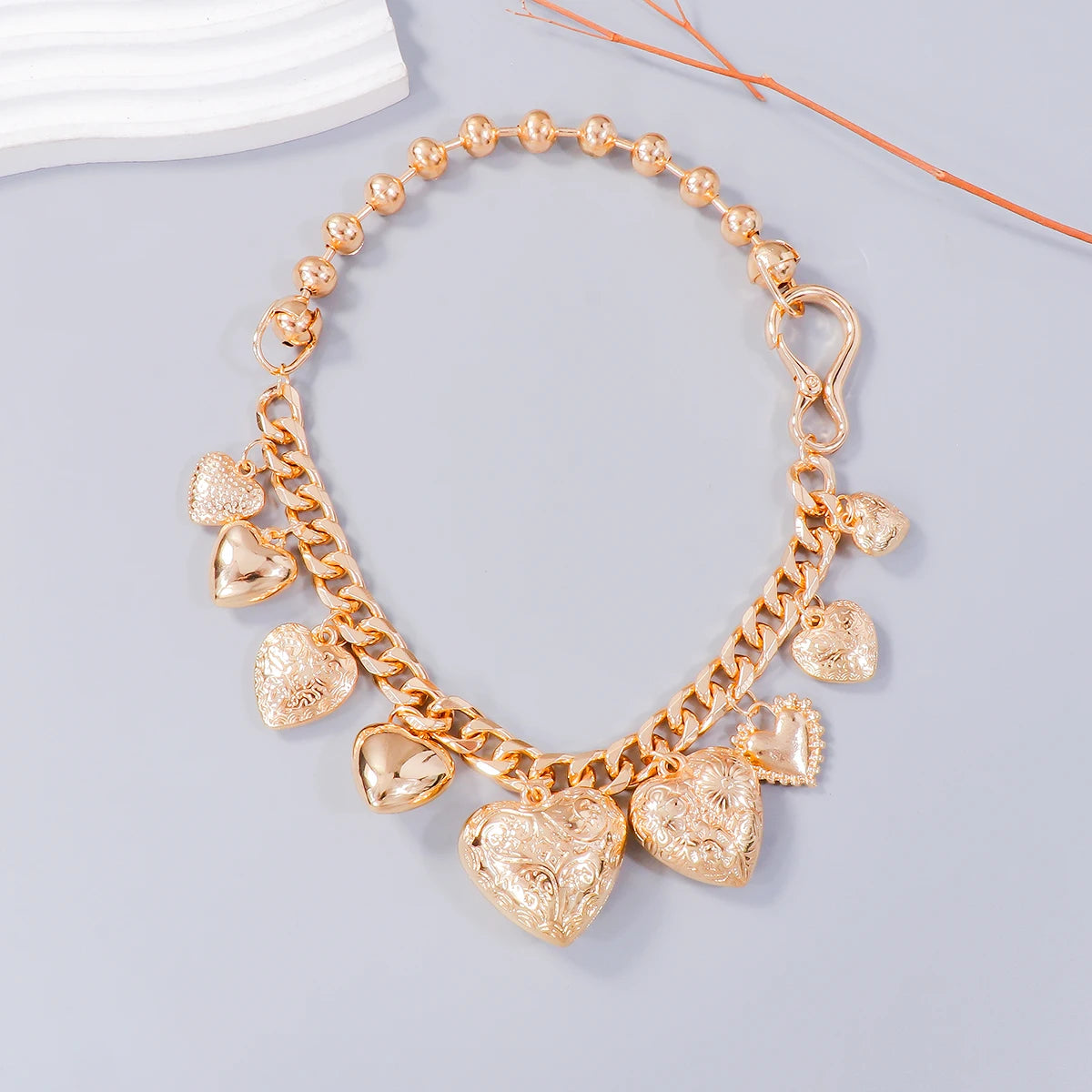 Golden Heart Pendant Necklaces for Women Fashion Jewelry Accessories