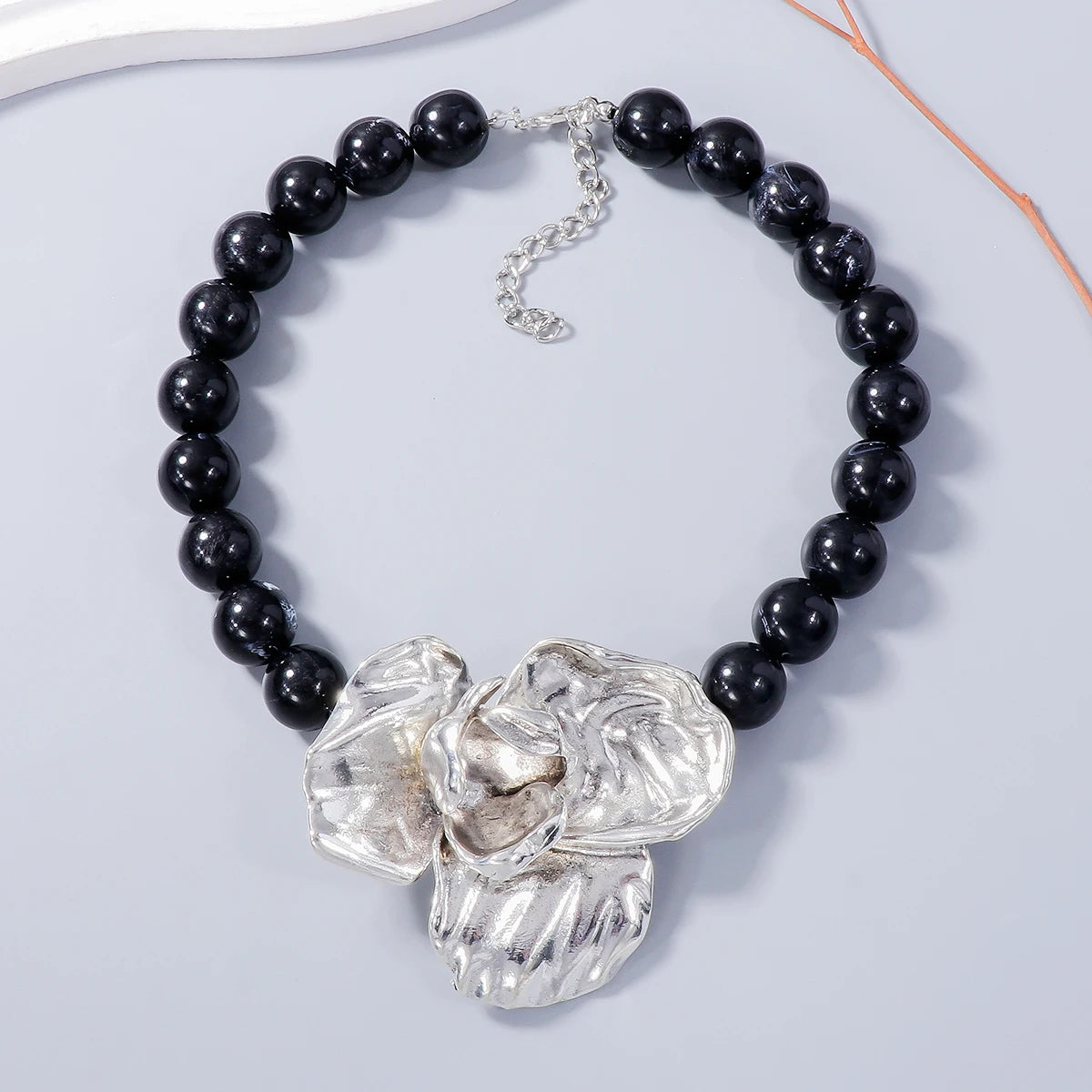 Metal Flower Pendant Necklace for Women
