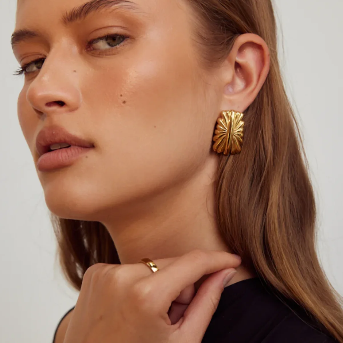 Fashionable Women's Earrings