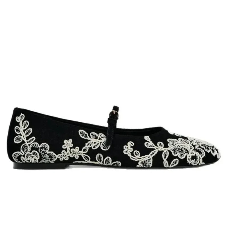 Elegant Flower Embroidery Ballet Flats Women