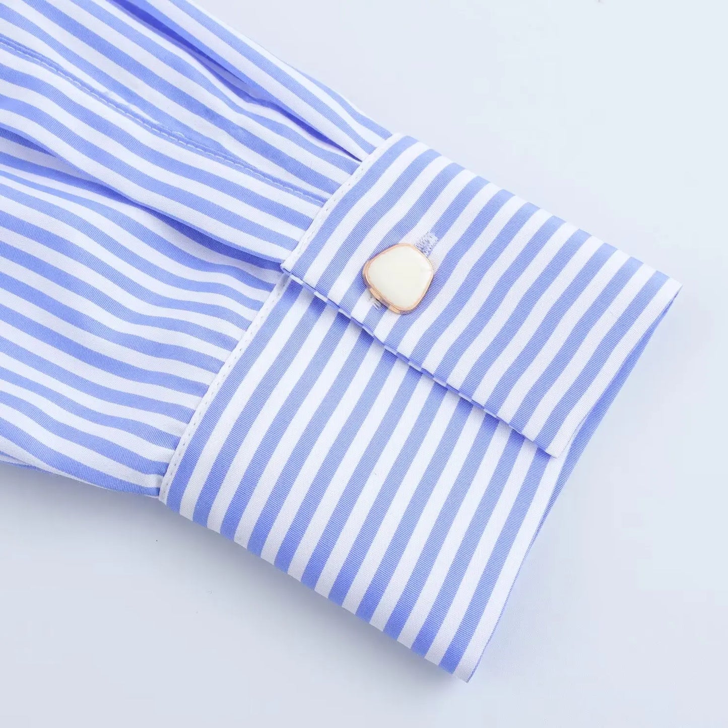 Long sleeved casual shirt