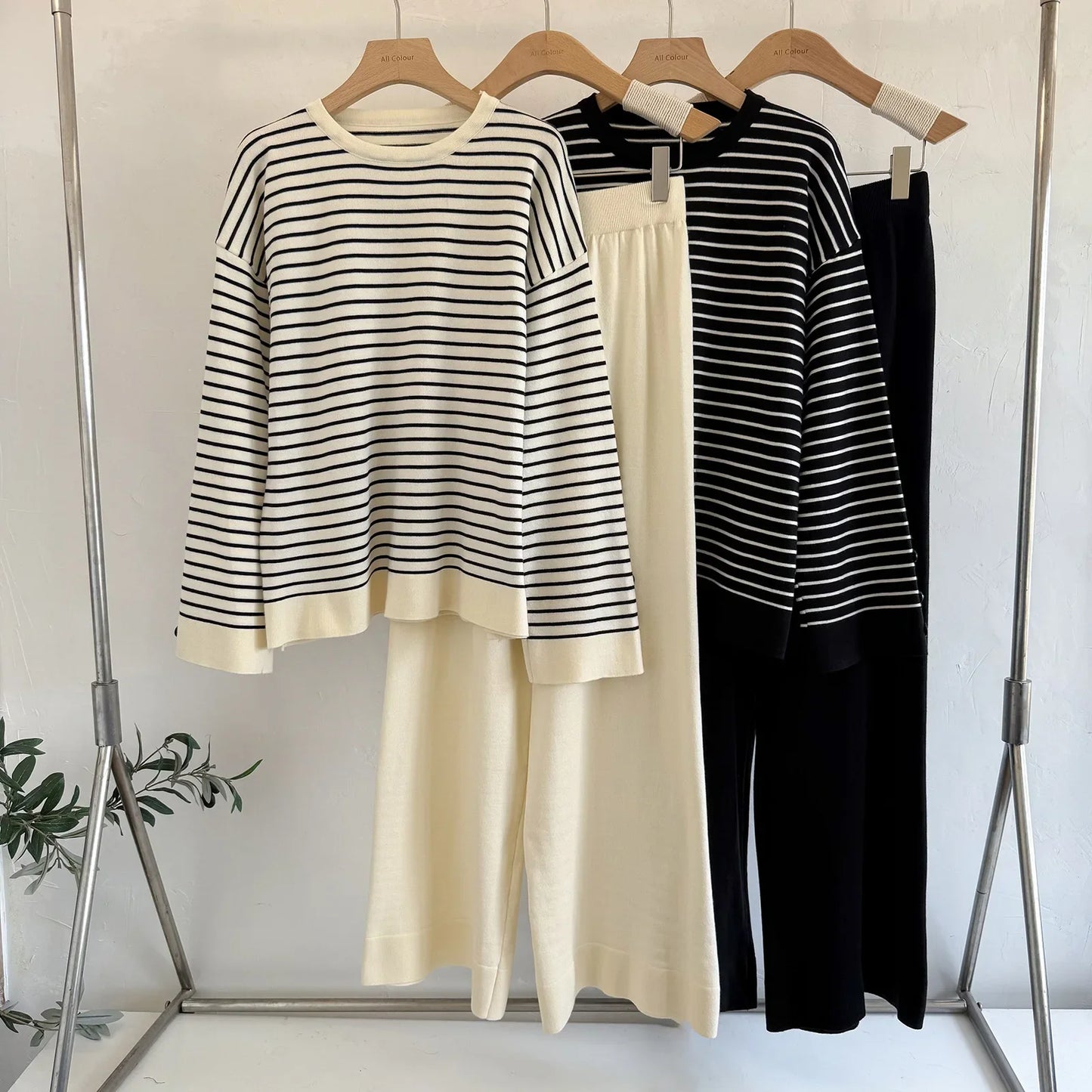 Elegant Two-Piece Set Women's Fashionable Autumn Winter