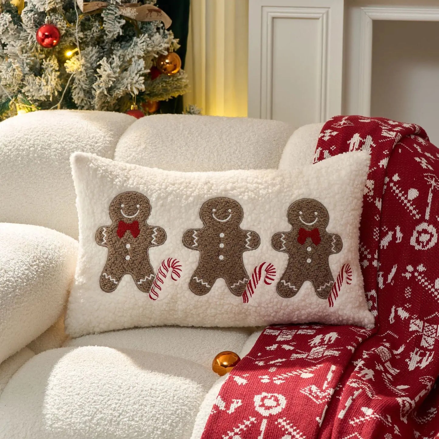 1Pcs Red Christmas Embroidery 'HOHOHO' Snowflake & Gingerbread Man Cushion Pillow Cover Festive