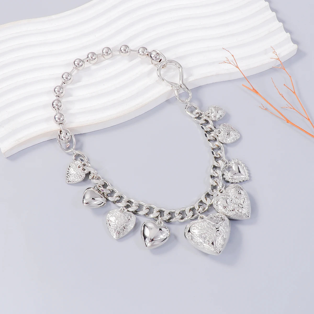 Golden Heart Pendant Necklaces for Women Fashion Jewelry Accessories