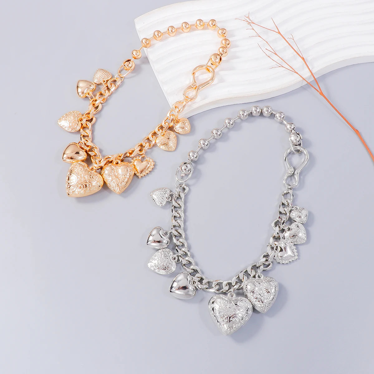 Golden Heart Pendant Necklaces for Women Fashion Jewelry Accessories