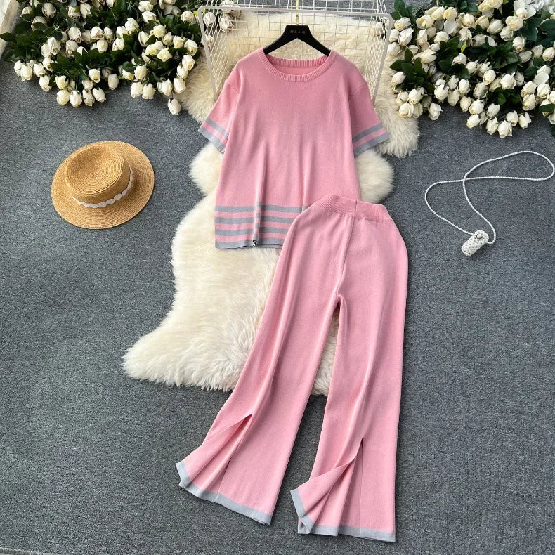 Stili alla moda Idle Sensibility Top in maglia a righe con blocchi di colore, vestibilità ampia, snellente, spacchi laterali, set da 2 pezzi