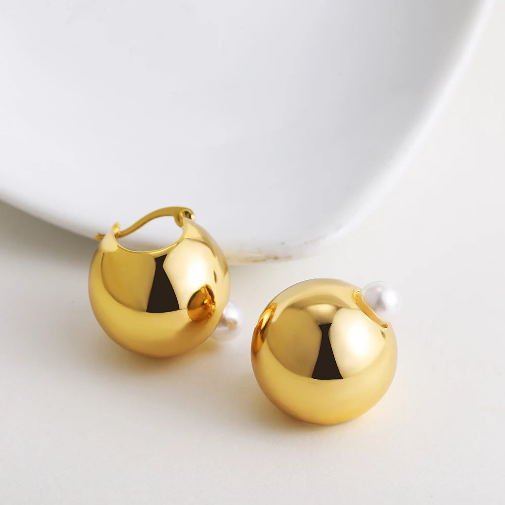 Fashion Hollow Ball Shape Round Chunky Hoop Earrings for Women Imitation Pearl Beads Small Ear Buckle Simple Jewelry Gift