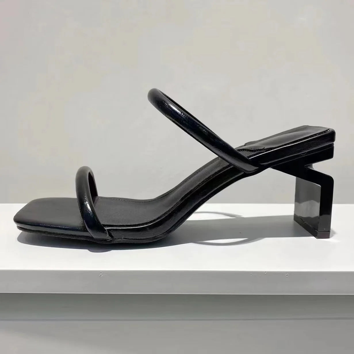 New Designer Sandals High Heels Square Headed Women's Slippers Summer Fashion Slide Women Luxury Flip Flops