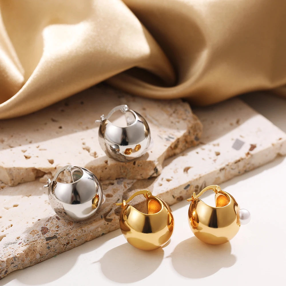 Fashion Hollow Ball Shape Round Chunky Hoop Earrings for Women Imitation Pearl Beads Small Ear Buckle Simple Jewelry Gift