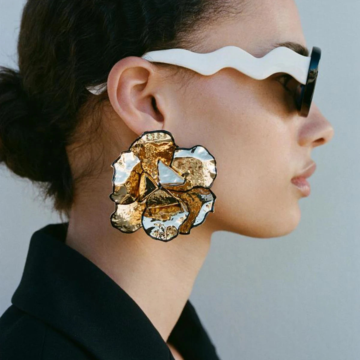 Flower Earrings for Women Vintage Golden Big Drop Earrings Trend Jewelry