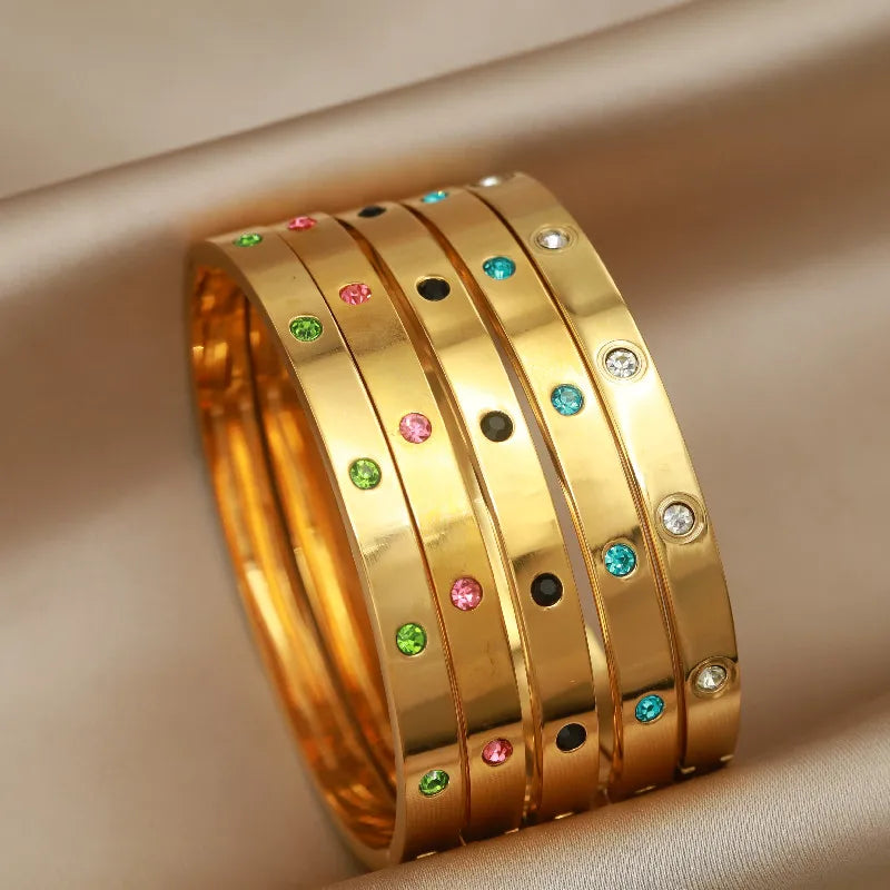 New Titanium Steel Personalized Colorful Rhinestones Light Luxury Steel Closed End Bracelet for Women Jewelry.