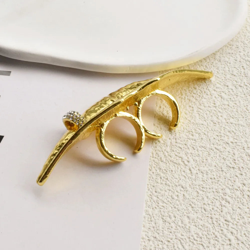Exaggerated Personality Metal Golden Plated Lips Shaped Adjustable Ring For Women
