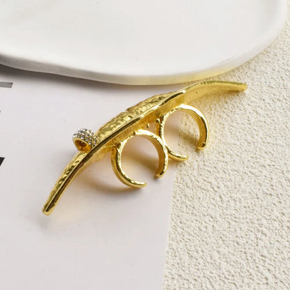 Exaggerated Personality Metal Golden Plated Lips Shaped Adjustable Ring For Women