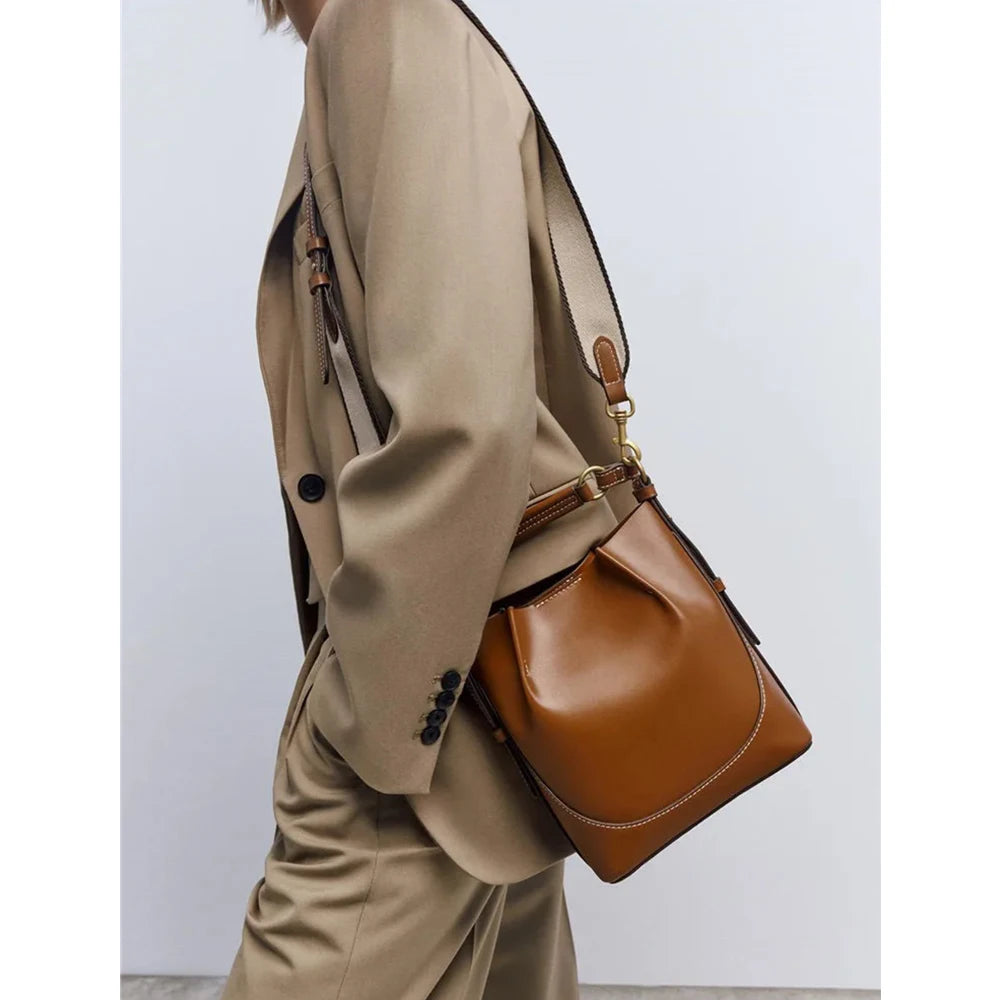 Fashion Wide Strap Bucket Bag High Quality Shoulder Bag for Women