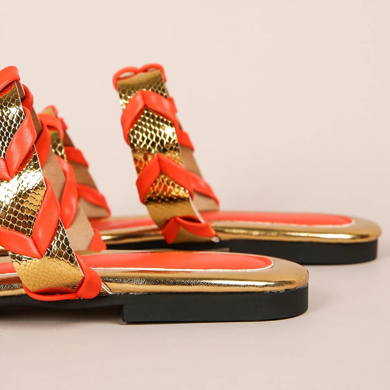 Pointed Toe Weave Flat Slippers