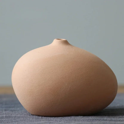 Ceramic Vase Creative and Minimalist Arrangement