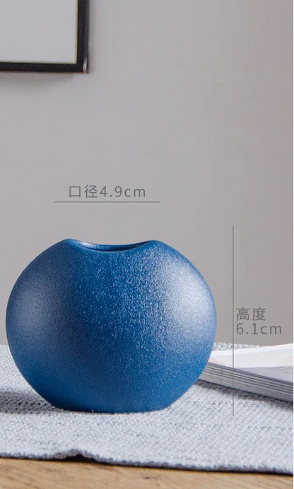 Simple & Modern Small Ceramic vase