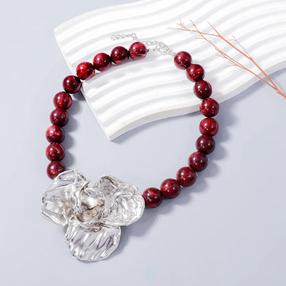 Metal Flower Pendant Necklace for Women