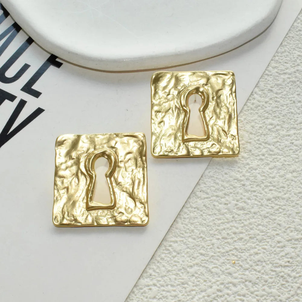 Baroque Style Vintage Resin Big Eyes Dangle Earrings For Women