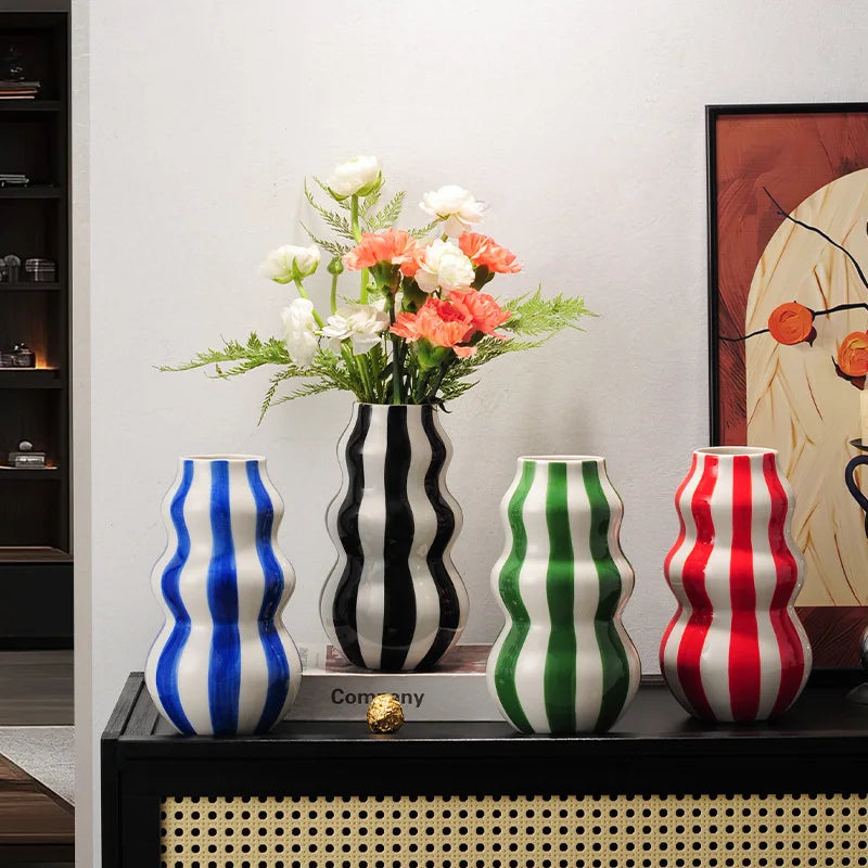 Modern niche minimalist striped vases