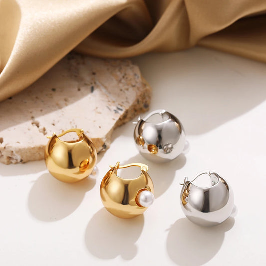 Fashion Hollow Ball Shape Round Chunky Hoop Earrings for Women Imitation Pearl Beads Small Ear Buckle Simple Jewelry Gift