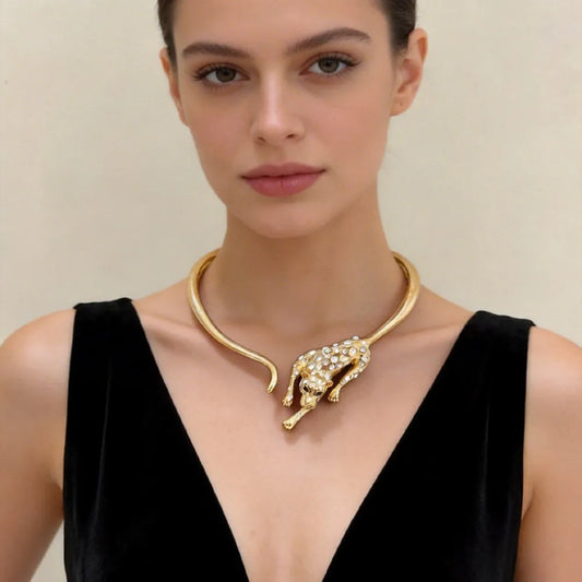 Exaggerated Rhinestone Leopard With Metal Alloy Chunky Choker Necklace For Women