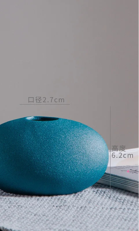 Simple & Modern Small Ceramic vase