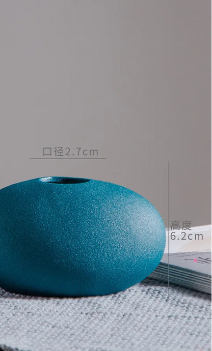Simple & Modern Small Ceramic vase