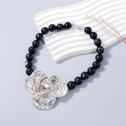 Metal Flower Pendant Necklace for Women