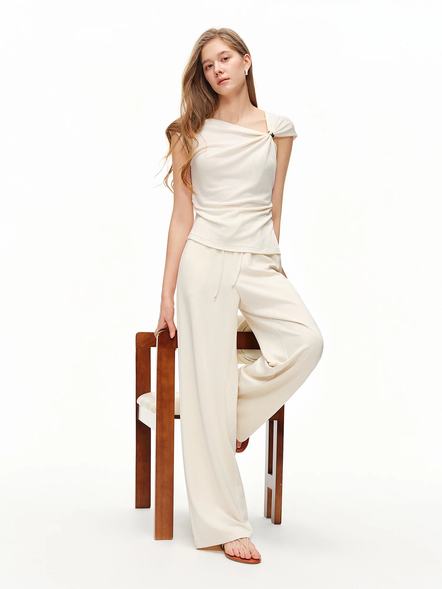 Summer Women's Twist Knot Button Tuck Detail Blouse Waist-Defining Fit - Sophisticated Romantic for Evening