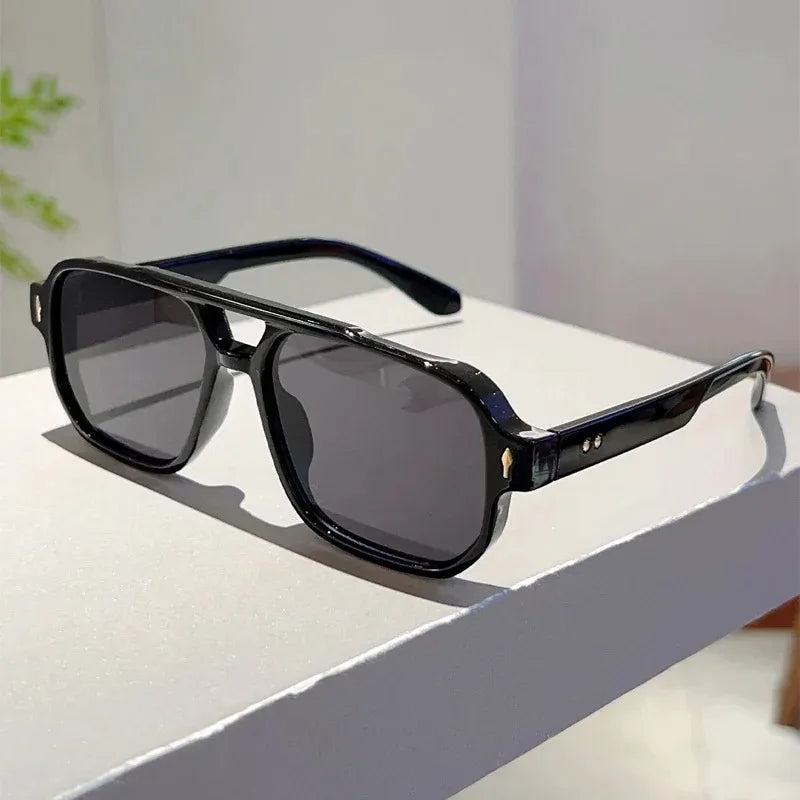 New Vintage Double Bridges Square Sunglasses Fashion Rivets Ocean Lens UV400 Eyewear Women Trending Traveling Sun Glasses