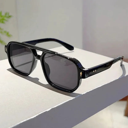 New Vintage Double Bridges Square Sunglasses Fashion Rivets Ocean Lens UV400 Eyewear Women Trending Traveling Sun Glasses