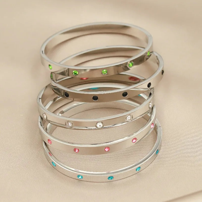 New Titanium Steel Personalized Colorful Rhinestones Light Luxury Steel Closed End Bracelet for Women Jewelry.