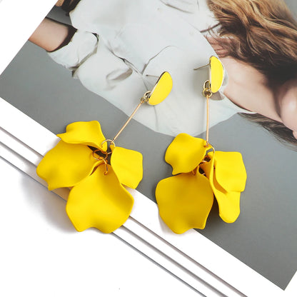 Romantic Sweet Acrylic Petal Long Dangle Drop Earrings For Women Girl Trend Luxury Fairy Grunge Pendant Jewelry Accessories