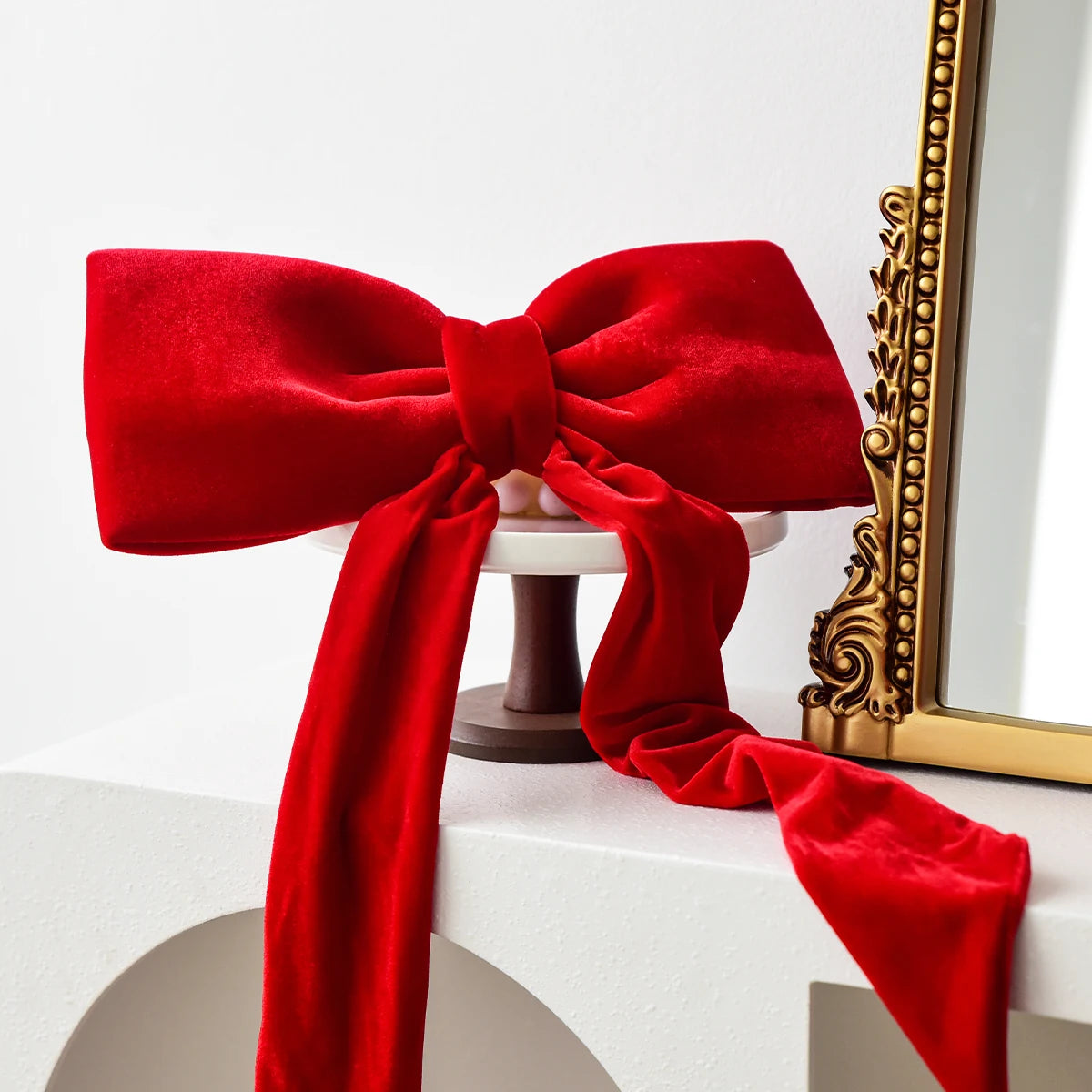 Christmas long velvet bow ornament for Christmas decoration Elegant bow design for tree and home decoration