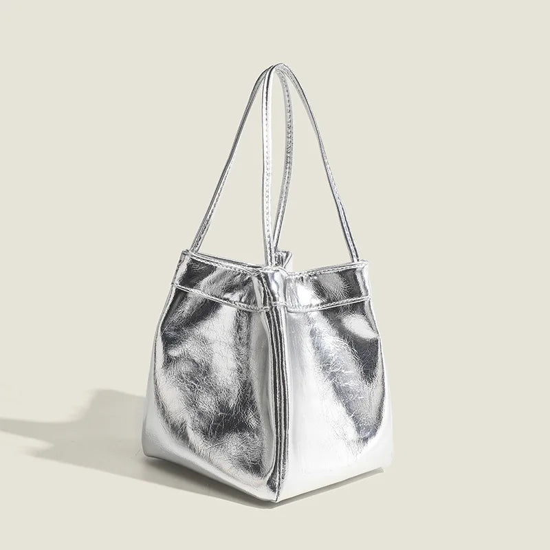 Silver bucket bag for women 2024 new fashionable and simple lunch box bag,niche western-style texture hand-held small bag