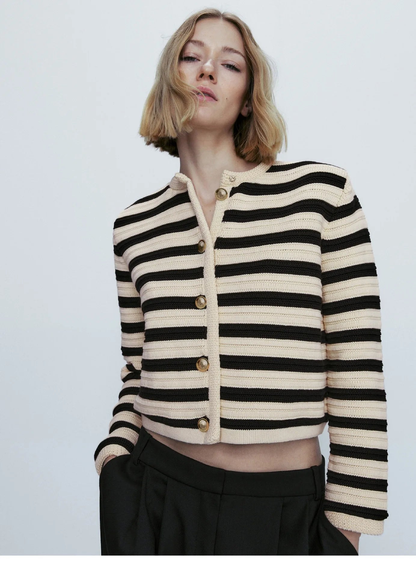 Autum new arrival sweater button black and white stripes knitting cardigan short outwear
