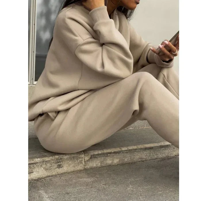 Casual Two Piece Set Woman New Sweatshirt and Pants Suit for Female Streetwear  Autumn and Winter