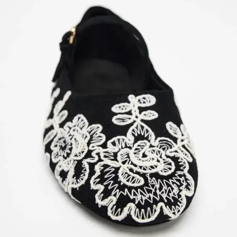 Elegant Flower Embroidery Ballet Flats Women