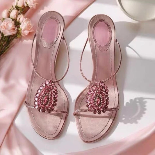 Luxury Diamonds Thin Heels Slippers Women Open Toe Summer Elegant Slides Pink Crystal Designer Brand Banquet Party Sandals Women