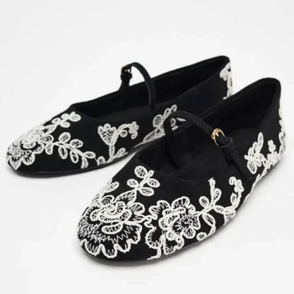 Elegant Flower Embroidery Ballet Flats Women