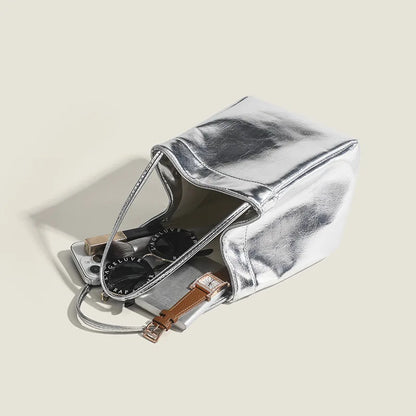 Silver bucket bag for women 2024 new fashionable and simple lunch box bag,niche western-style texture hand-held small bag