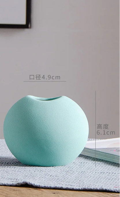 Simple & Modern Small Ceramic vase