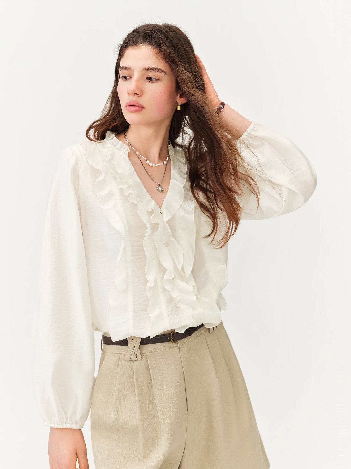 New Women's French Style V-Neck Ruffle Blouse Lightweight Sheer Hem Top for Coquette Vacation Chic Daily Style