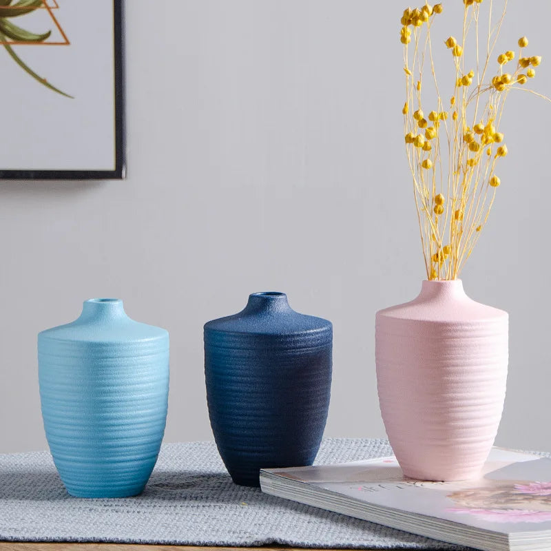 Simple & Modern Small Ceramic vase