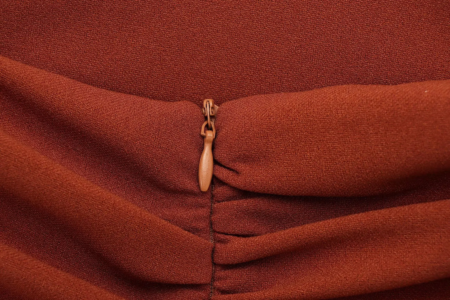 Top Pleated Slim Dress
